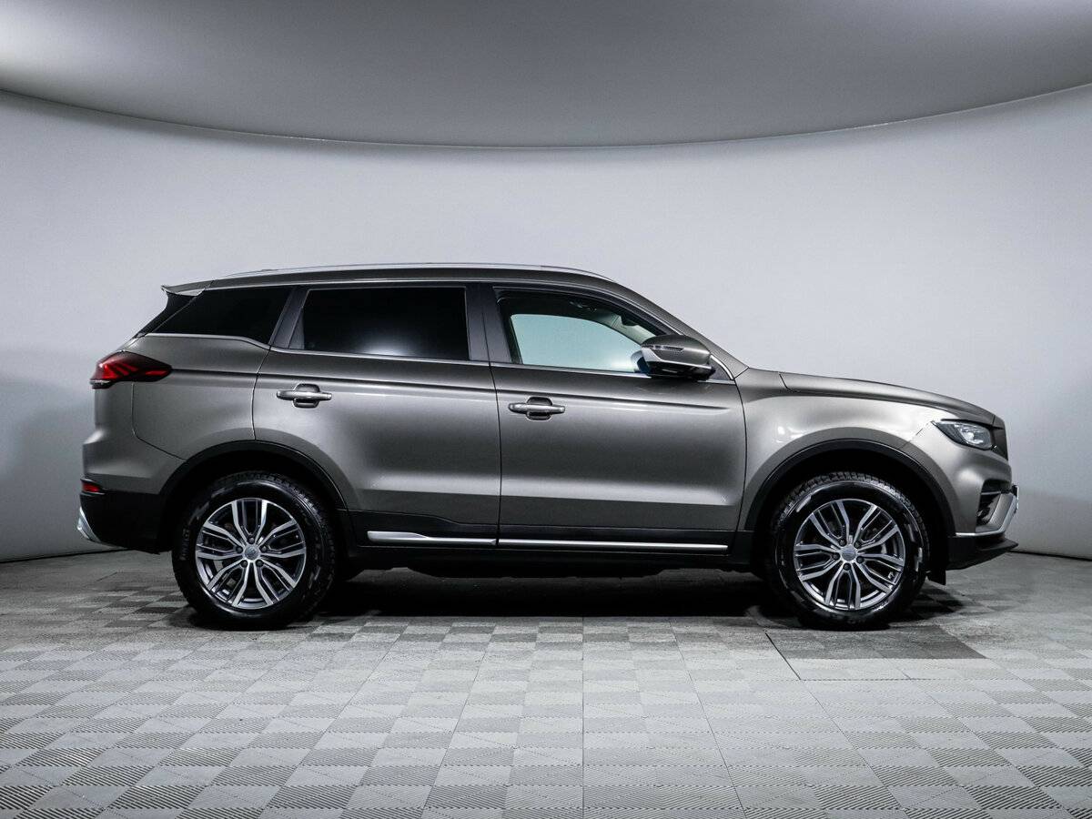 Geely Atlas Pro с пробегом — 2023 год. Фото: #3