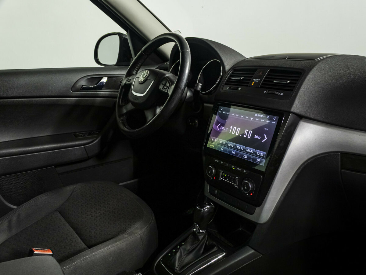 Skoda Yeti с пробегом — 2013 год. Фото: #6