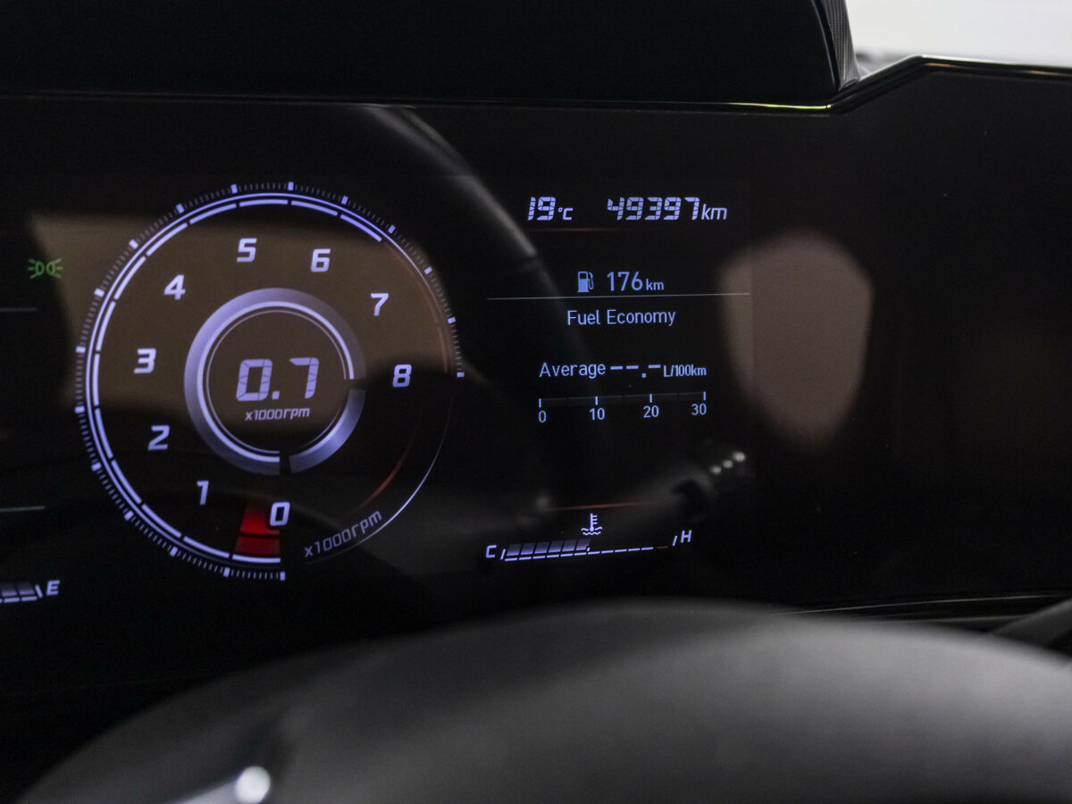 Hyundai Elantra с пробегом — 2021 год. Фото: #10