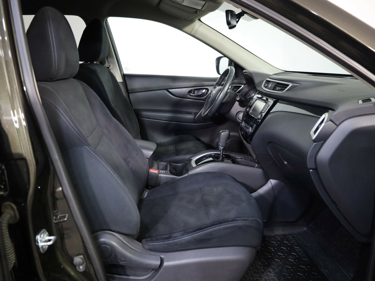 Nissan X-Trail с пробегом — 2017 год. Фото: #17