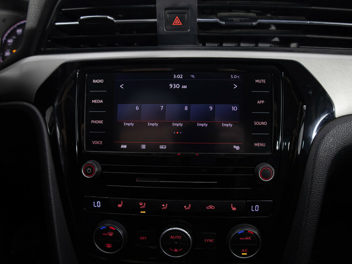 Volkswagen Passat с пробегом — 2020 год. Фото: #11