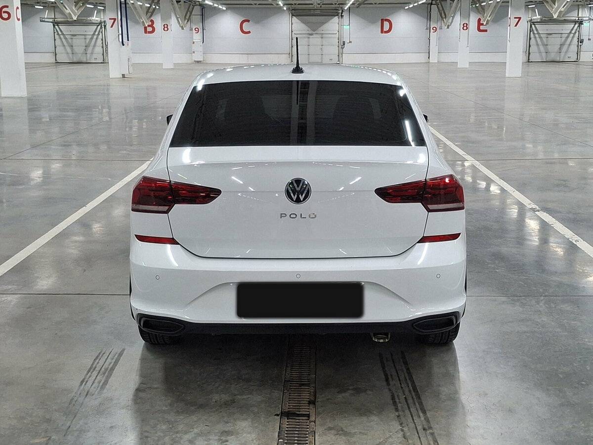 Volkswagen Polo с пробегом — 2021 год. Фото: #5