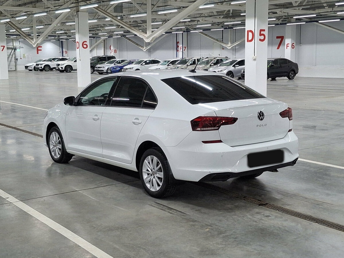 Volkswagen Polo с пробегом — 2021 год. Фото: #6