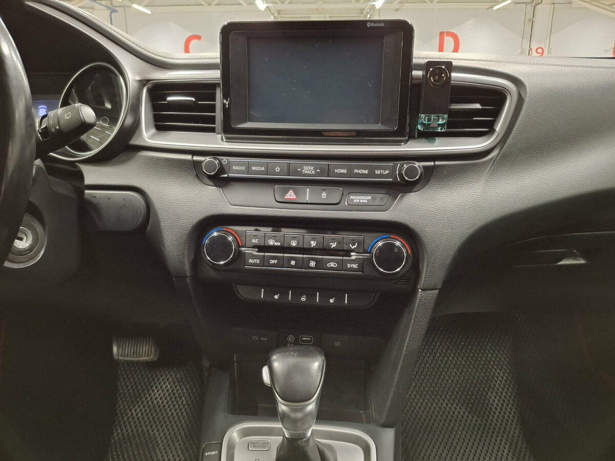 Kia Ceed с пробегом — 2019 год. Фото: #14