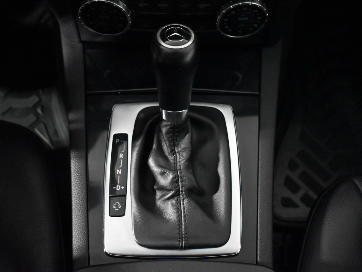 Mercedes-Benz C-Класс с пробегом — 2012 год. Фото: #9