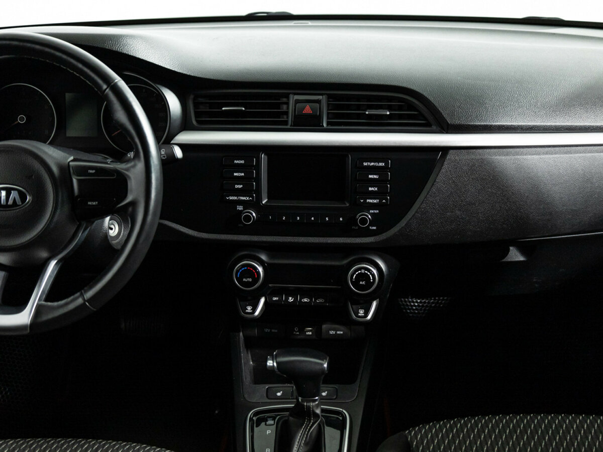 Kia Rio с пробегом — 2019 год. Фото: #13