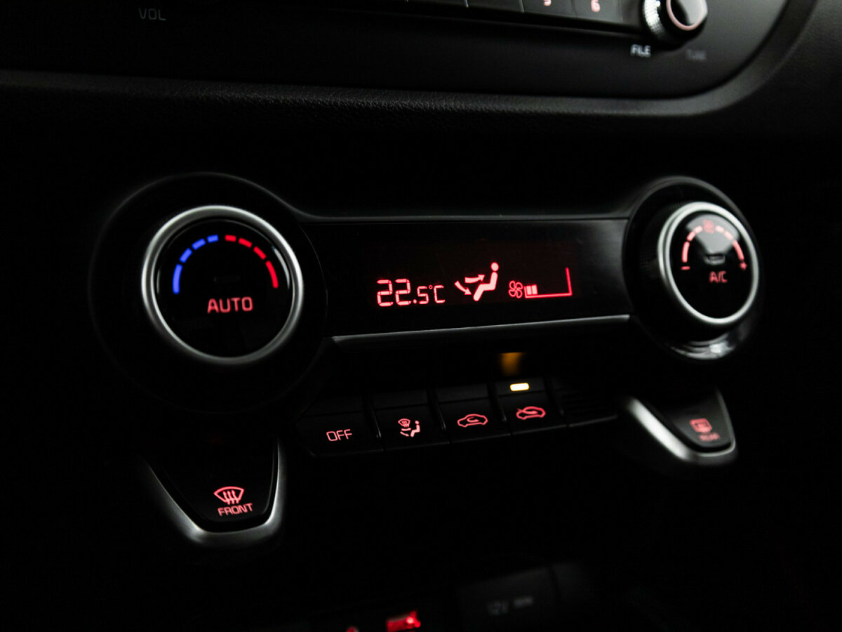 Kia Rio с пробегом — 2019 год. Фото: #14