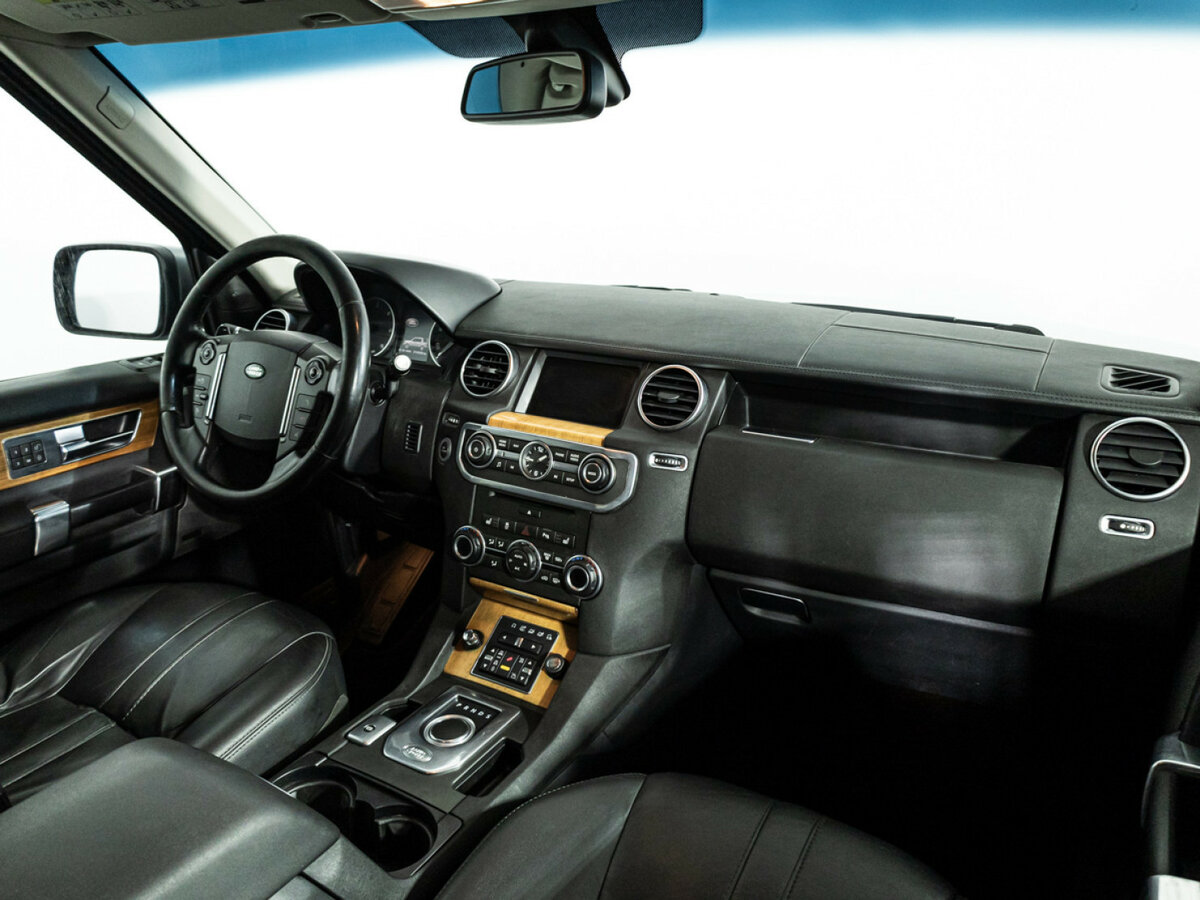 Land Rover Discovery с пробегом — 2013 год. Фото: #8