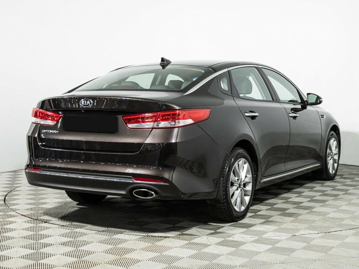 Kia Optima с пробегом — 2017 год. Фото: #3