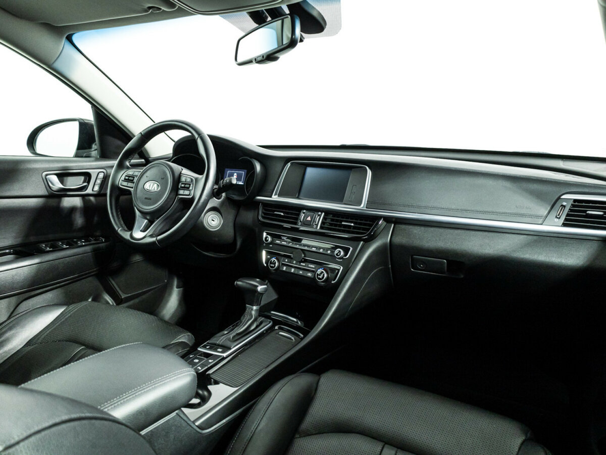 Kia Optima с пробегом — 2017 год. Фото: #6