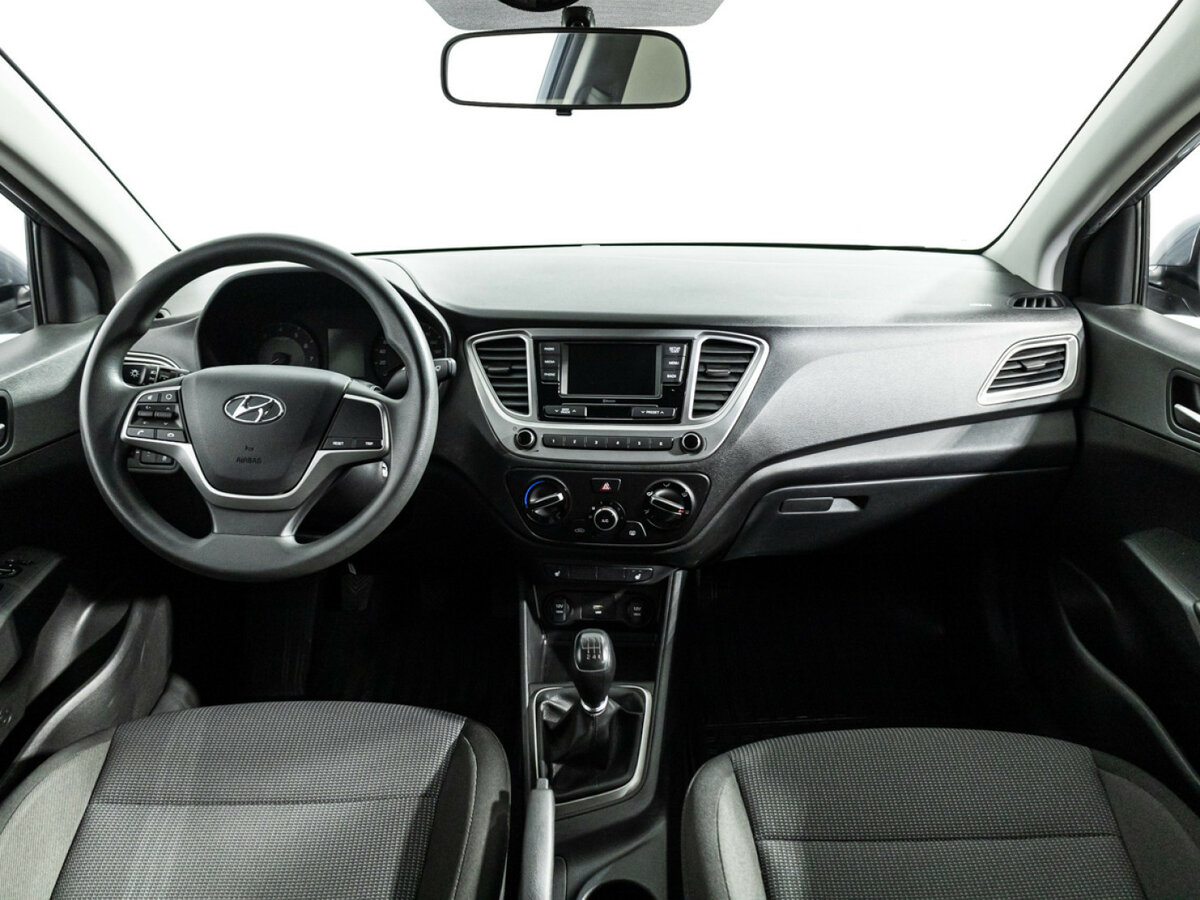 Hyundai Solaris с пробегом — 2020 год. Фото: #12