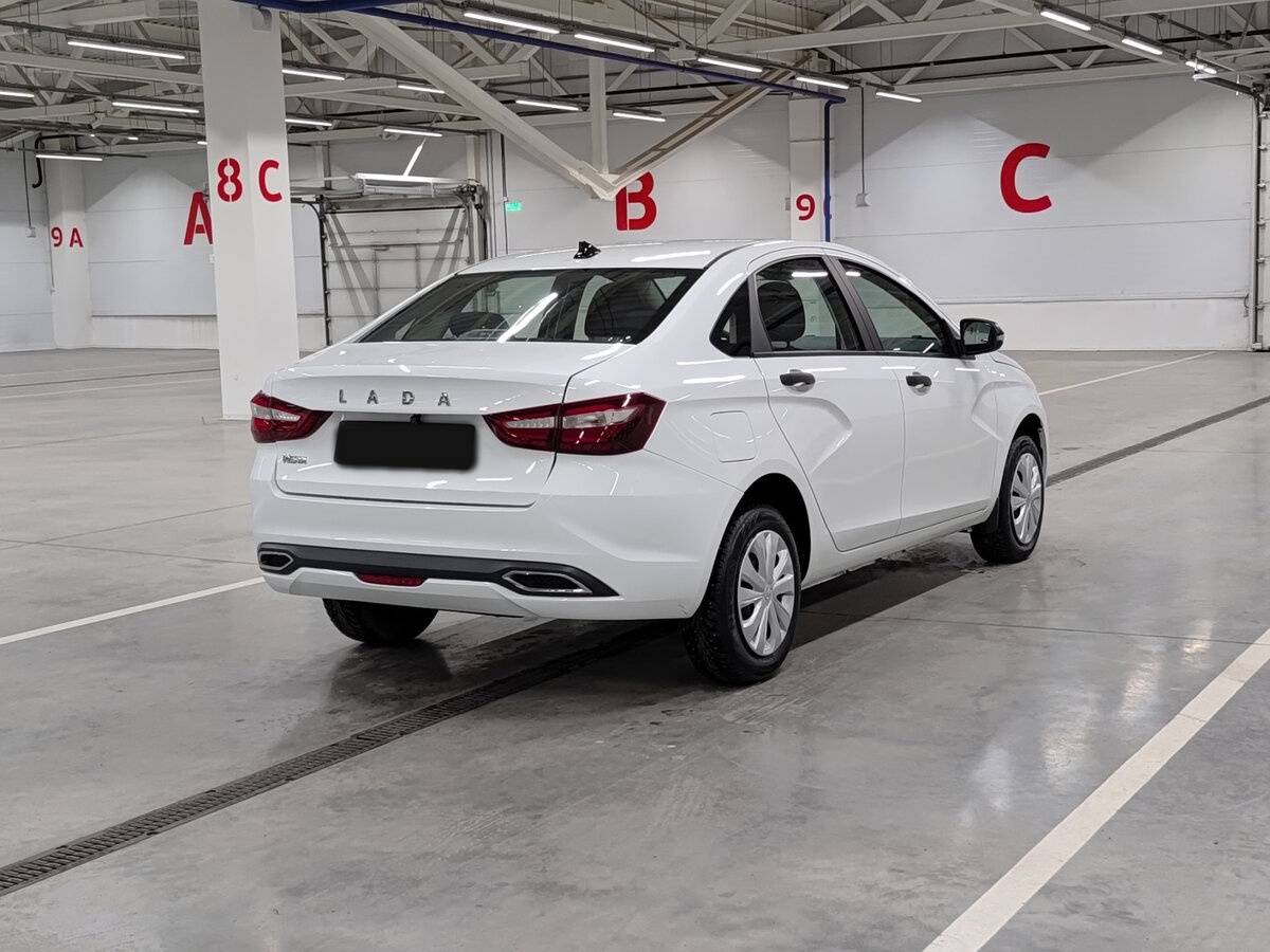 Lada (ВАЗ) Vesta с пробегом — 2024 год. Фото: #4