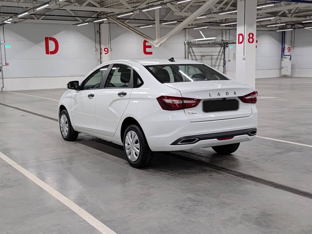 Lada (ВАЗ) Vesta с пробегом — 2024 год. Фото: #6
