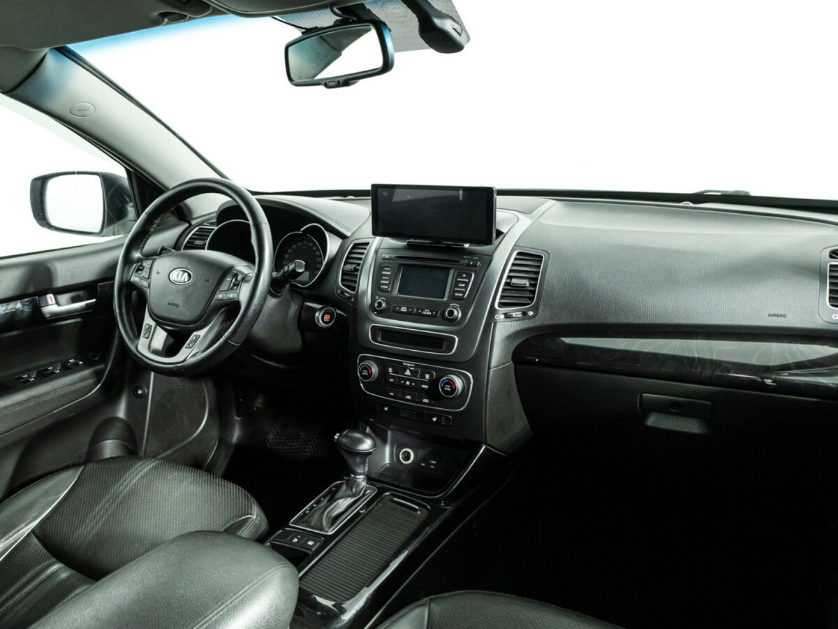 Kia Sorento с пробегом — 2019 год. Фото: #8