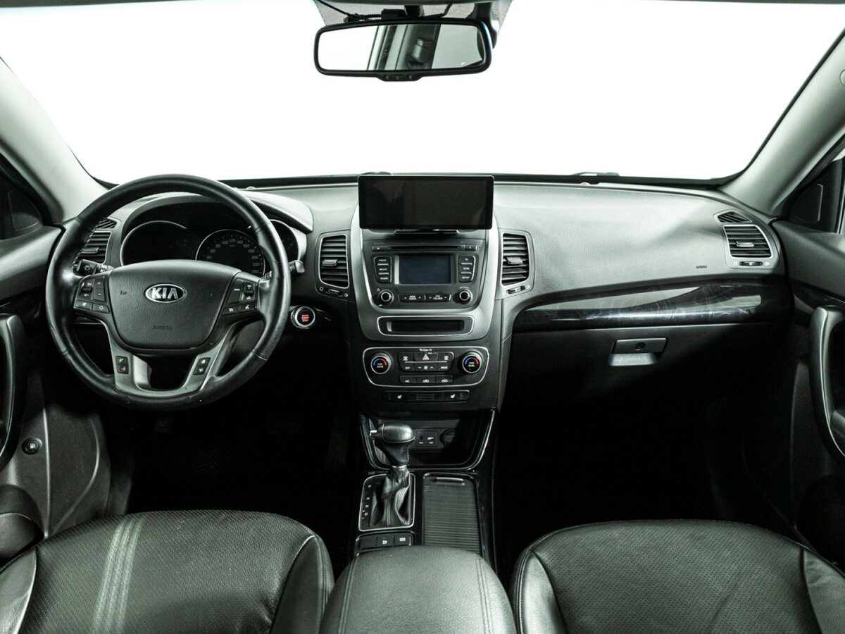 Kia Sorento с пробегом — 2019 год. Фото: #12