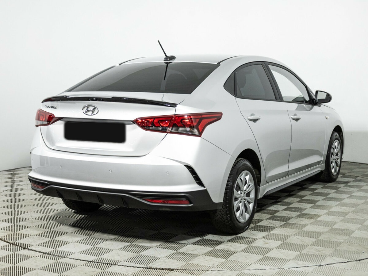 Solaris HS с пробегом — 2024 год. Фото: #4