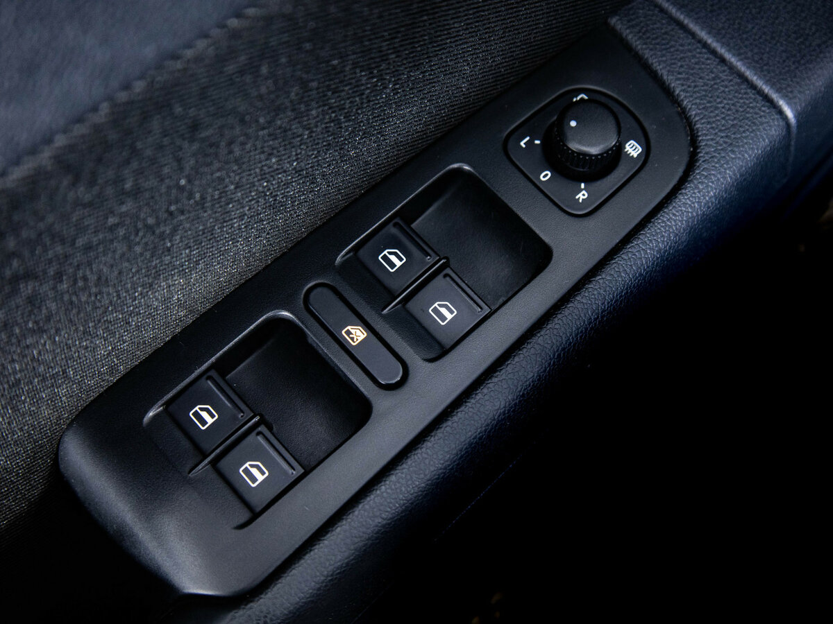 Skoda Superb с пробегом — 2014 год. Фото: #11