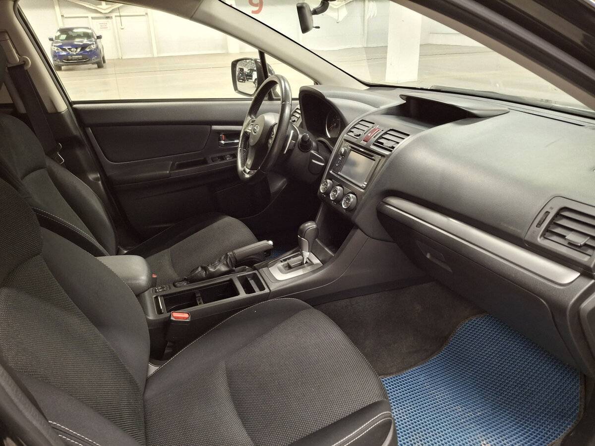 Subaru XV с пробегом — 2012 год. Фото: #10