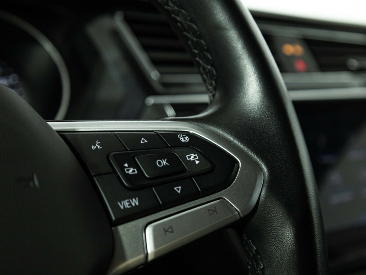 Volkswagen Tiguan с пробегом — 2022 год. Фото: #15