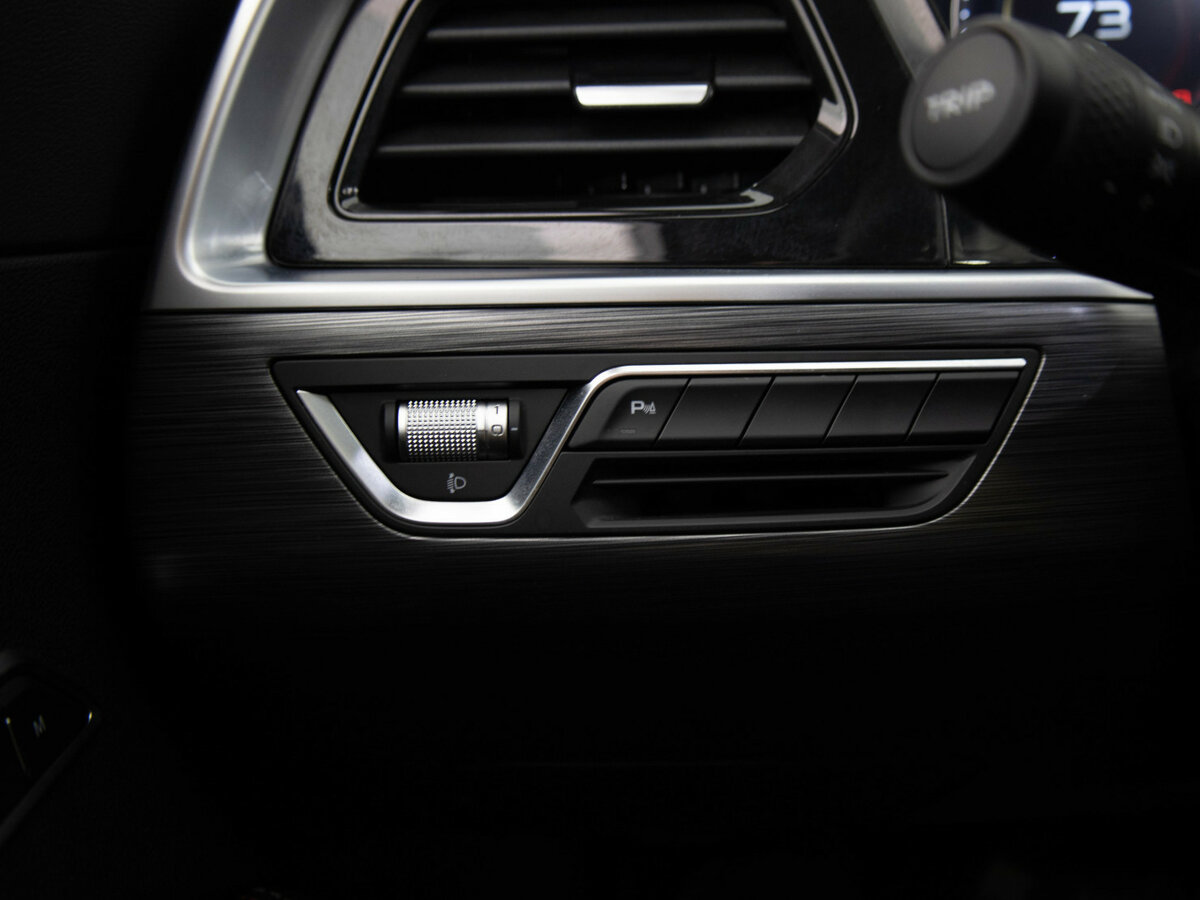 Geely Tugella с пробегом — 2022 год. Фото: #14