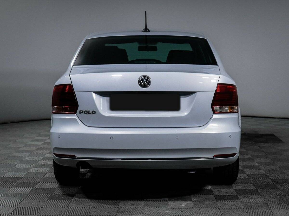 Volkswagen Polo с пробегом — 2019 год. Фото: #4
