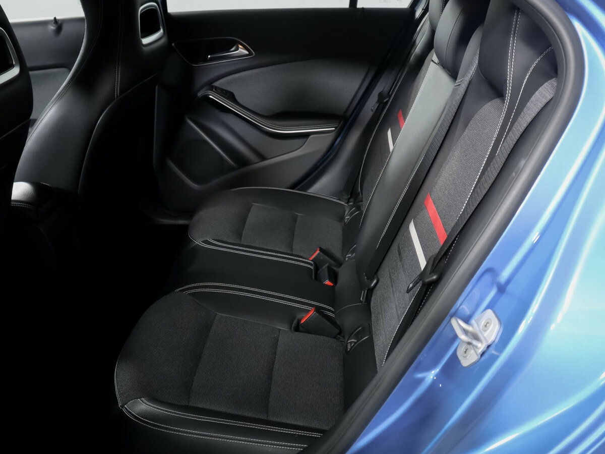 Mercedes-Benz A-Класс с пробегом — 2014 год. Фото: #7