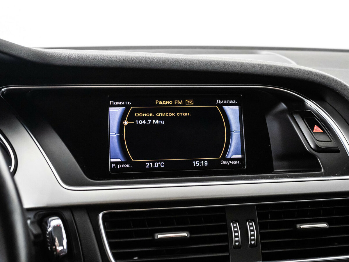 Audi A4 с пробегом — 2014 год. Фото: #13