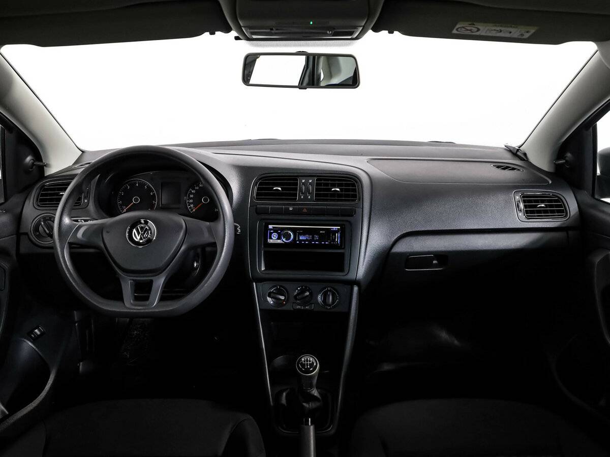 Volkswagen Polo с пробегом — 2018 год. Фото: #7