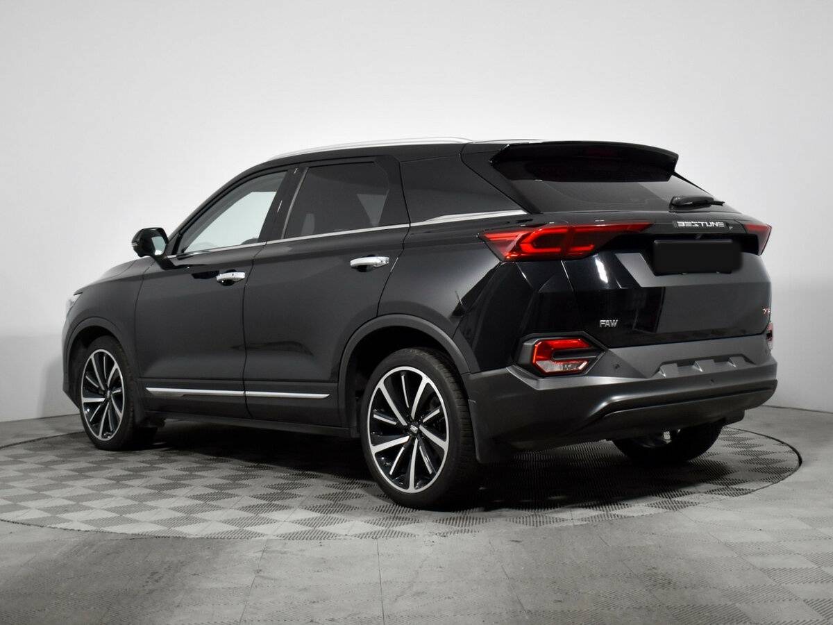 FAW Bestune T77 с пробегом — 2023 год. Фото: #5