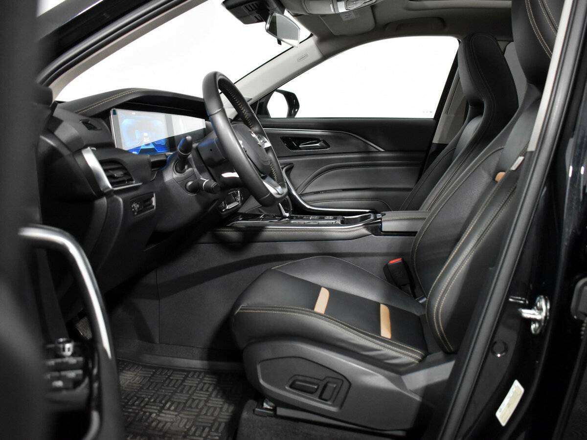 FAW Bestune T77 с пробегом — 2023 год. Фото: #10