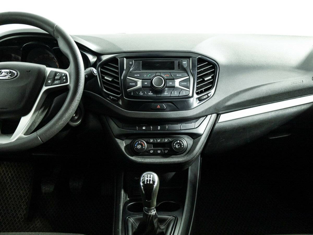 Lada (ВАЗ) Vesta с пробегом — 2020 год. Фото: #13