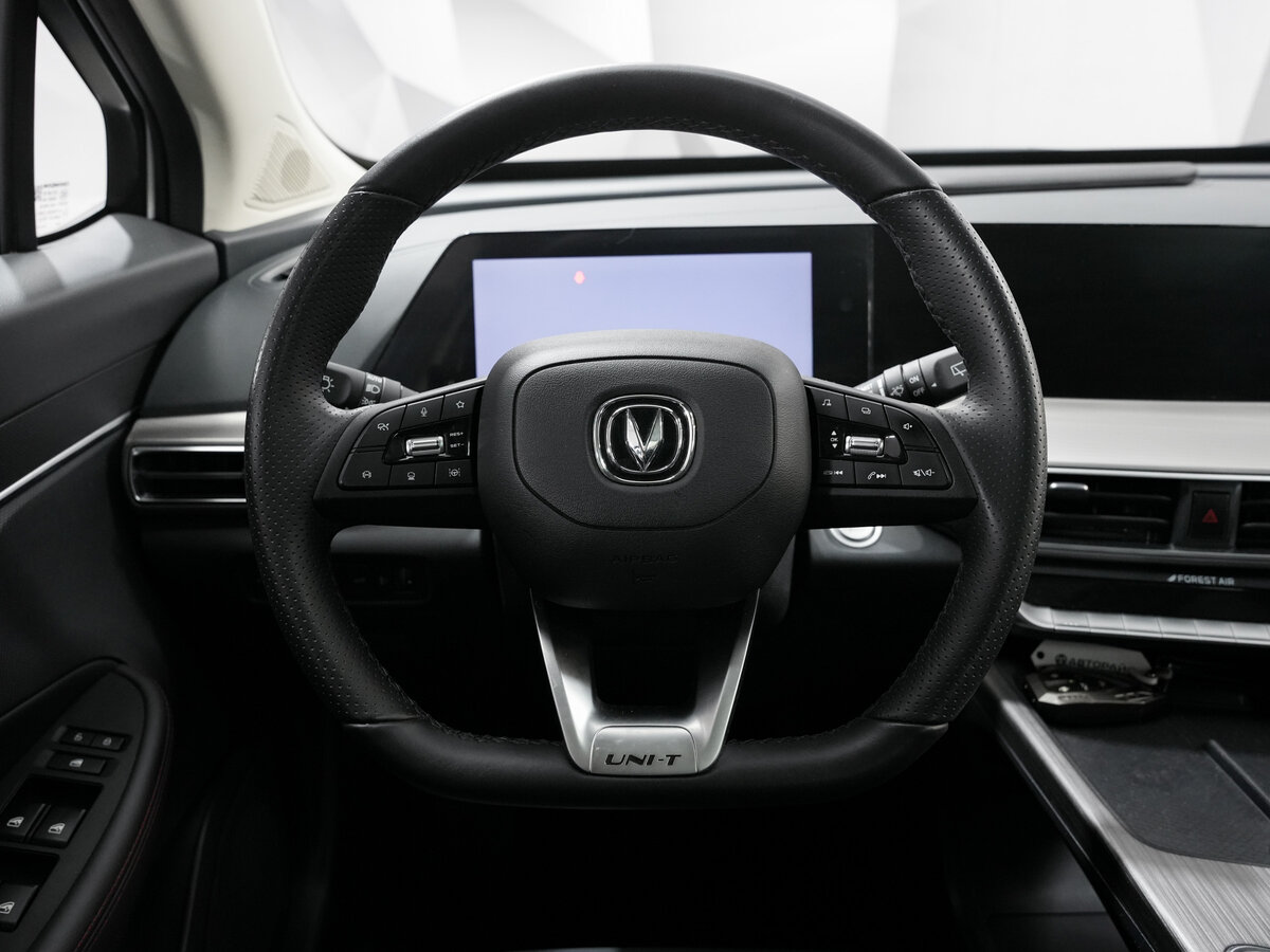 Changan UNI-T с пробегом — 2024 год. Фото: #16