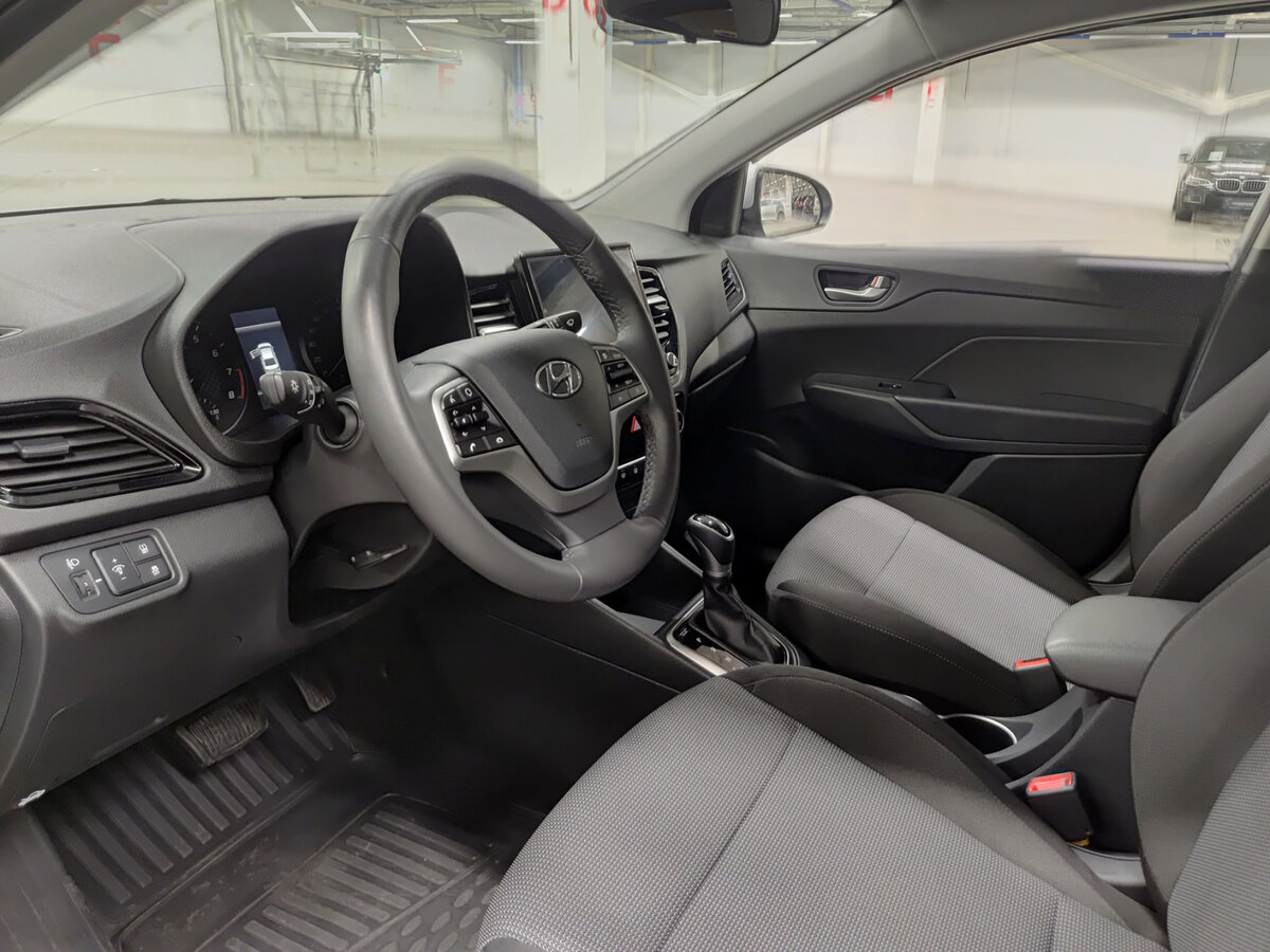 Solaris HS с пробегом — 2024 год. Фото: #15