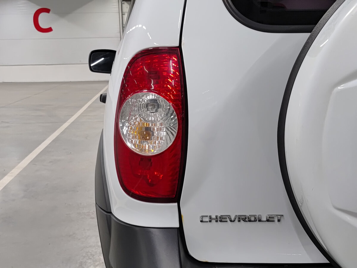 Chevrolet Niva с пробегом — 2017 год. Фото: #8