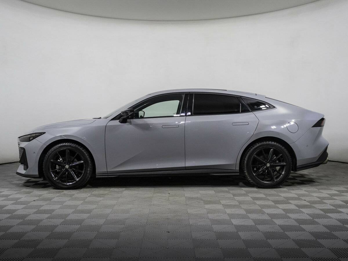 Changan UNI-V с пробегом — 2023 год. Фото: #7