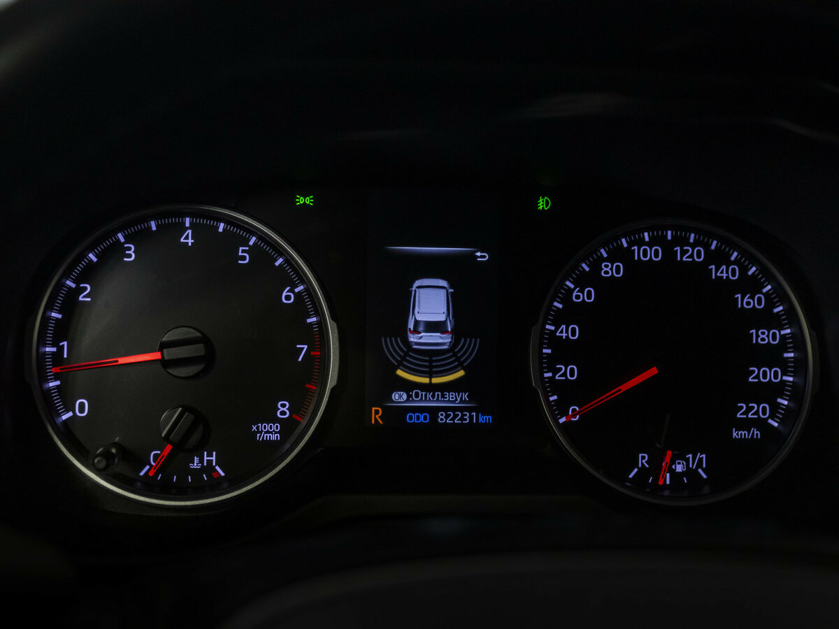 Toyota RAV4 с пробегом — 2020 год. Фото: #10