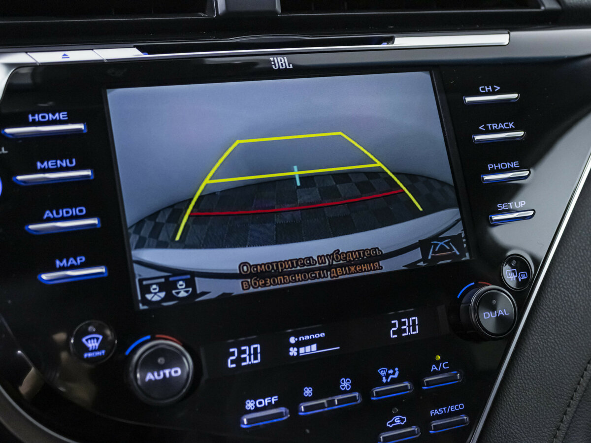 Toyota Camry с пробегом — 2019 год. Фото: #14