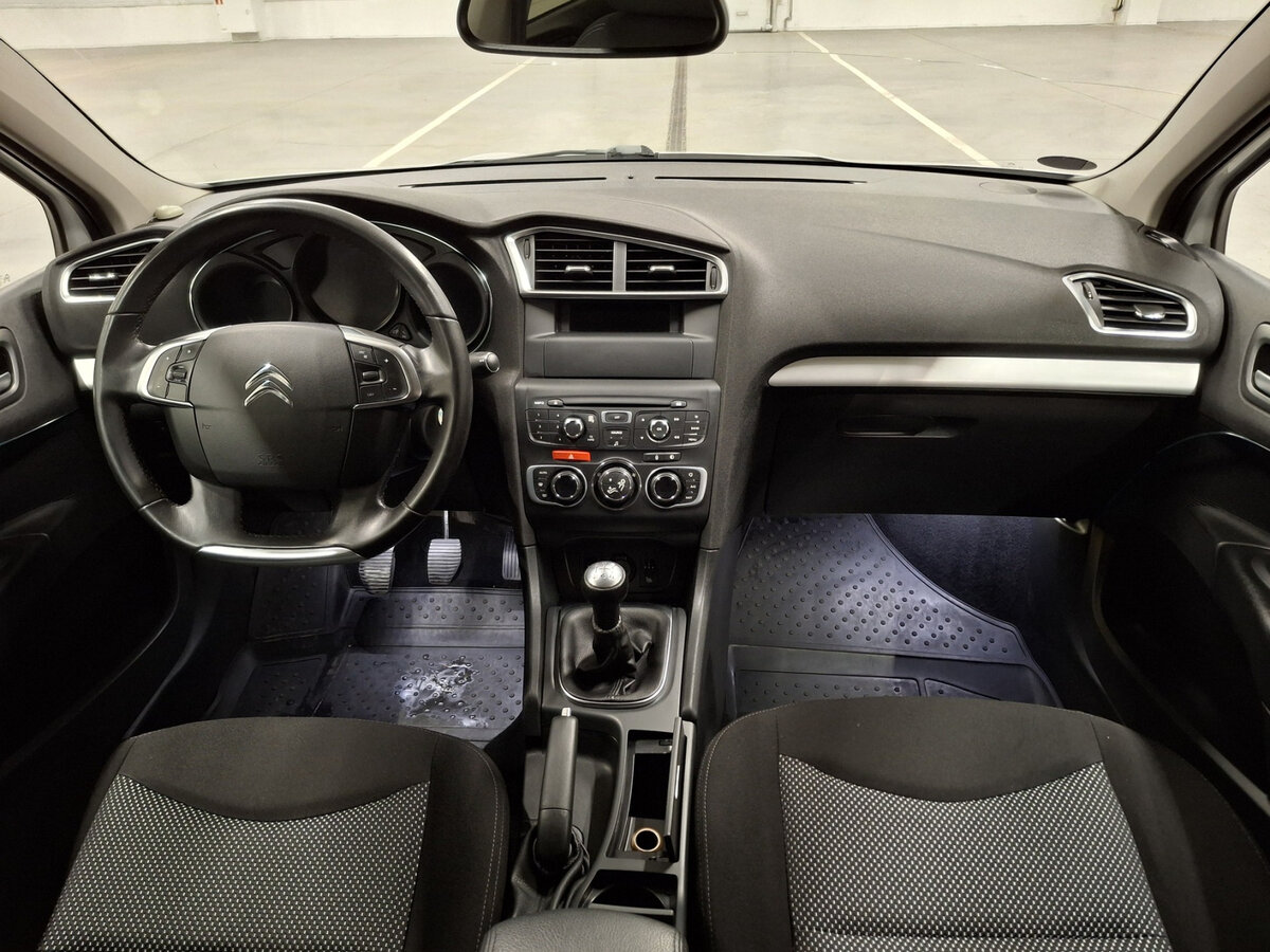 Citroen C4 с пробегом — 2013 год. Фото: #13