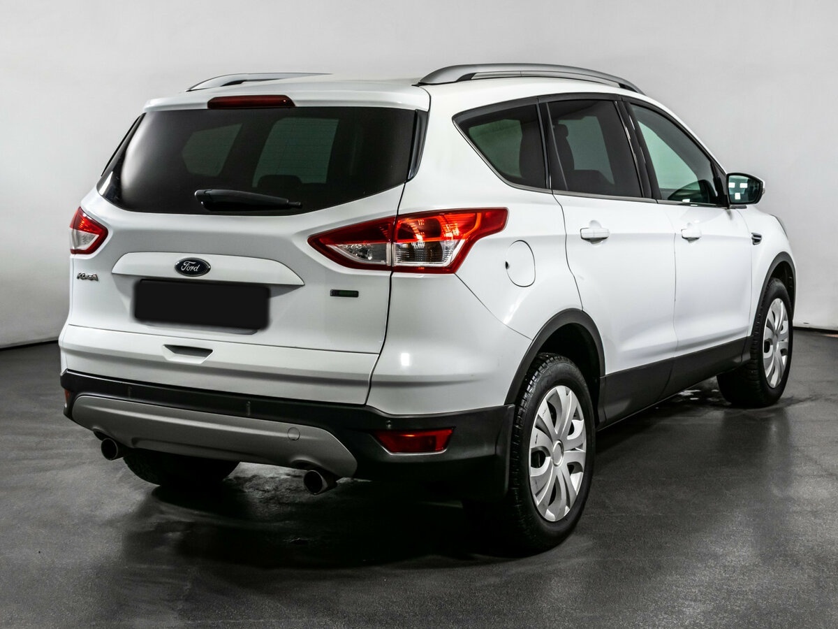 Ford Kuga с пробегом — 2015 год. Фото: #3