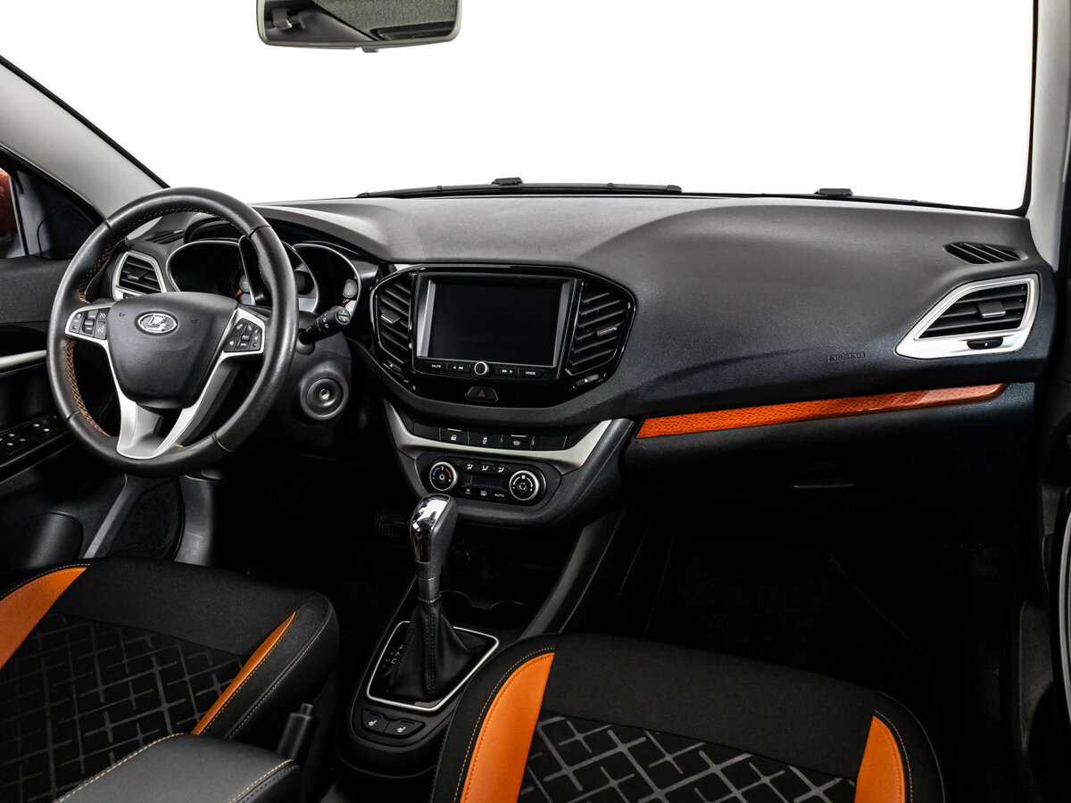 Lada (ВАЗ) Vesta с пробегом — 2021 год. Фото: #6