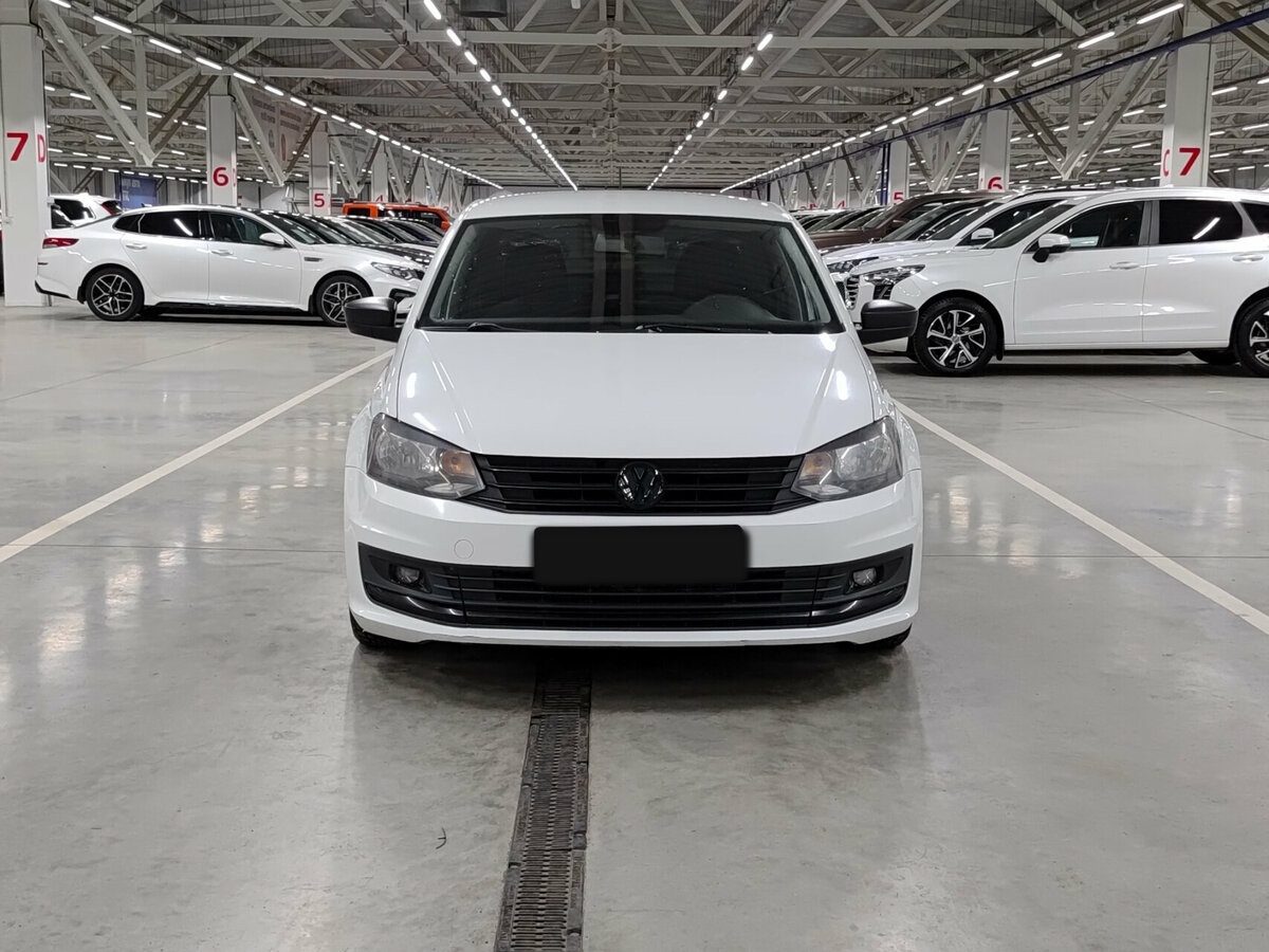 Volkswagen Polo с пробегом — 2017 год. Фото: #1