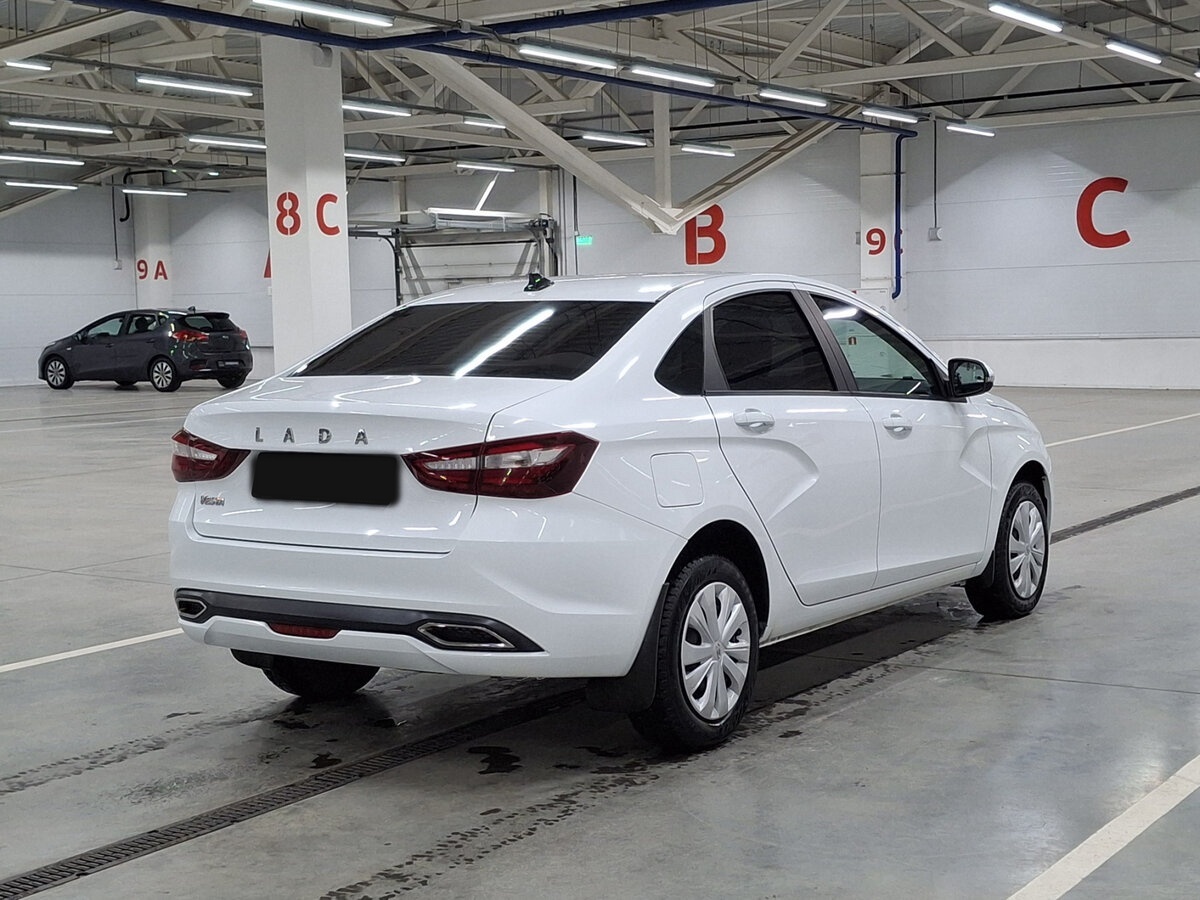 Lada (ВАЗ) Vesta с пробегом — 2024 год. Фото: #4
