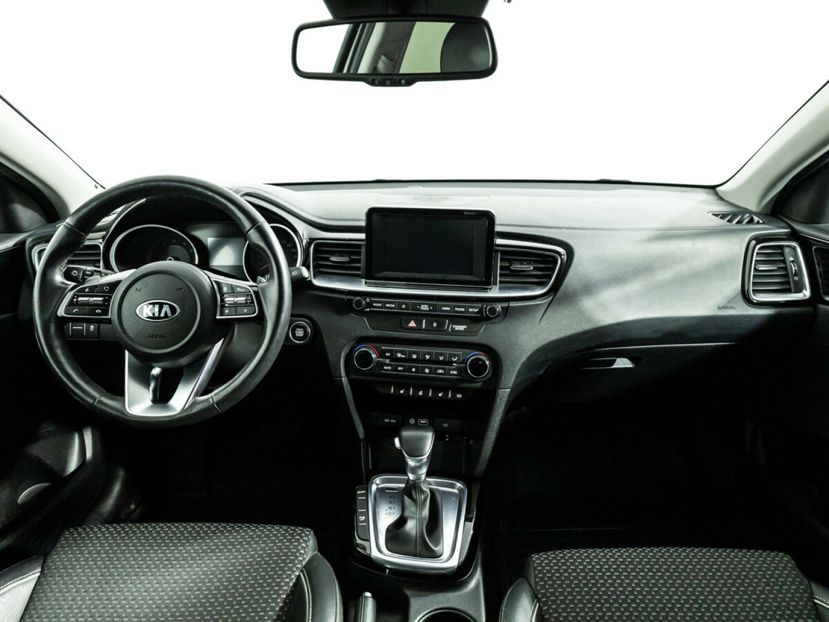 Kia Ceed с пробегом — 2019 год. Фото: #12