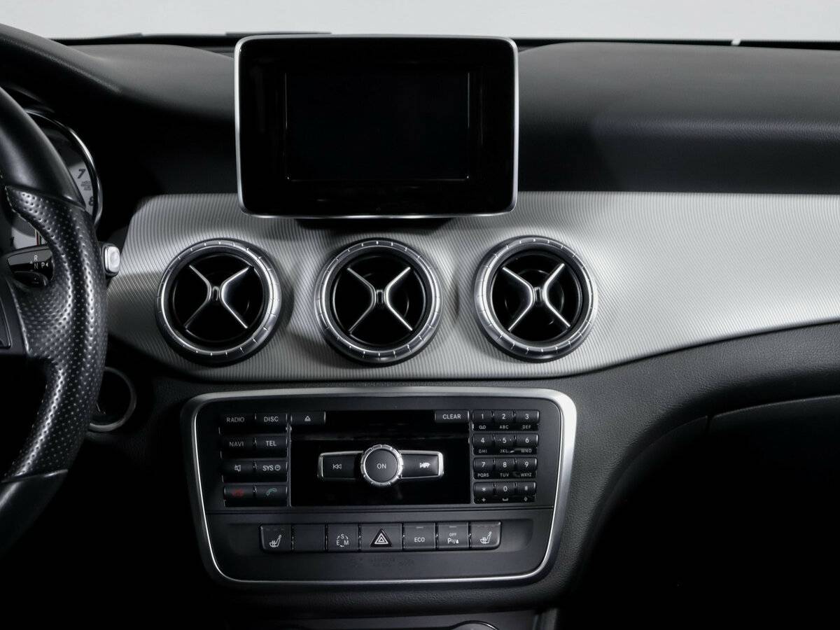 Mercedes-Benz CLA с пробегом — 2014 год. Фото: #10