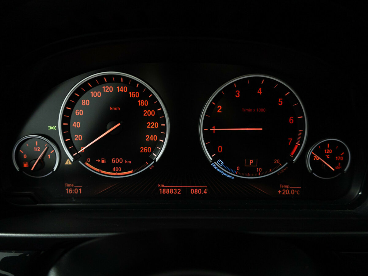 BMW 5 серии с пробегом — 2016 год. Фото: #11