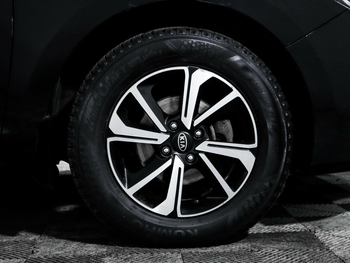 Hyundai Solaris с пробегом — 2018 год. Фото: #12