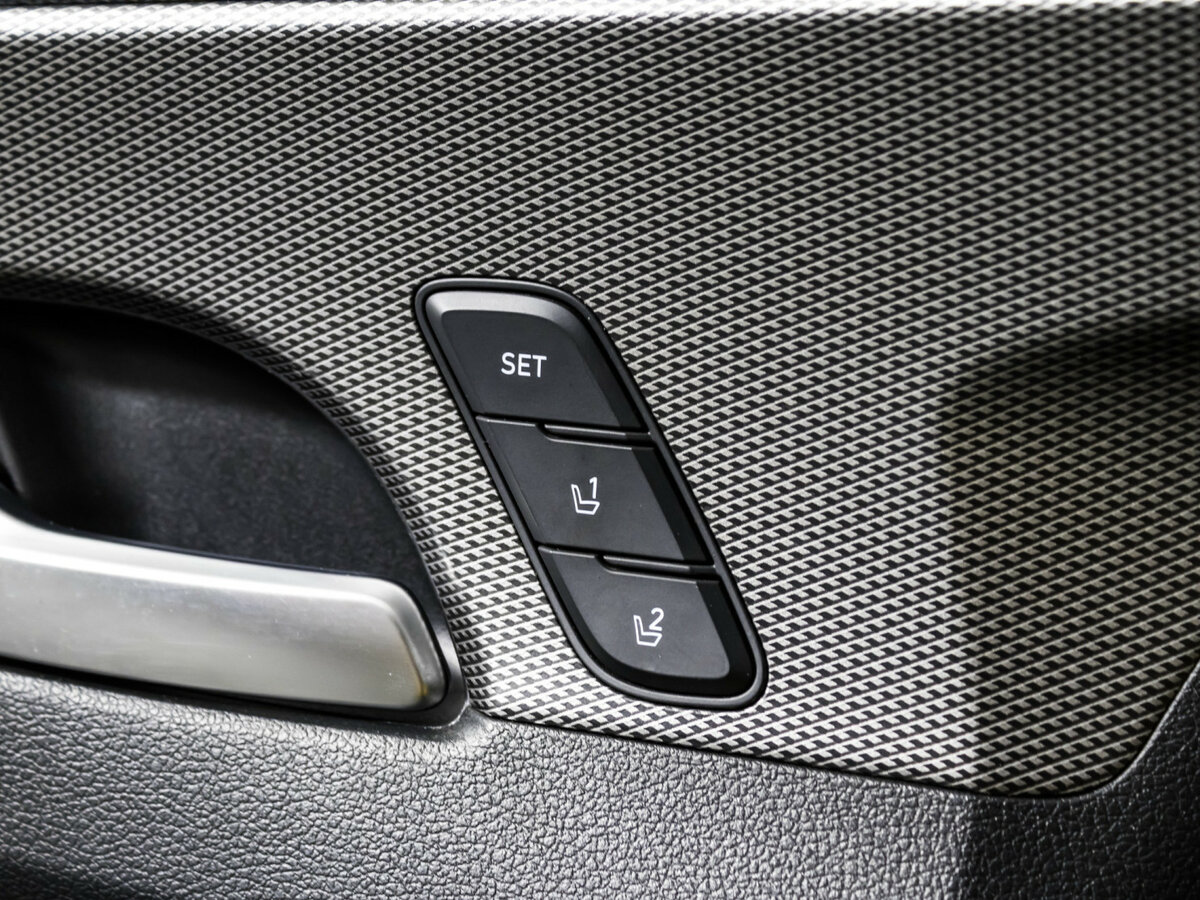 Hyundai Santa Fe с пробегом — 2019 год. Фото: #14