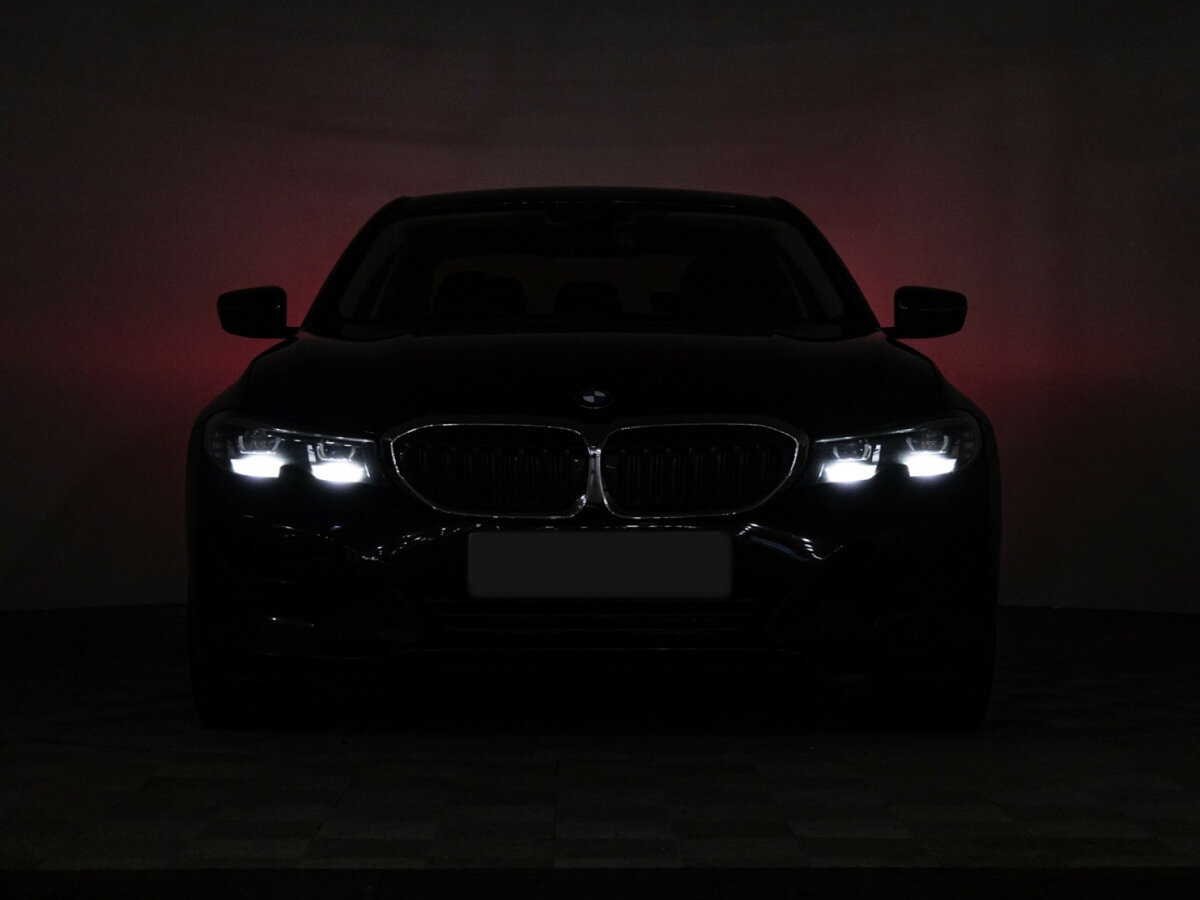 BMW 3 серии с пробегом — 2019 год. Фото: #20