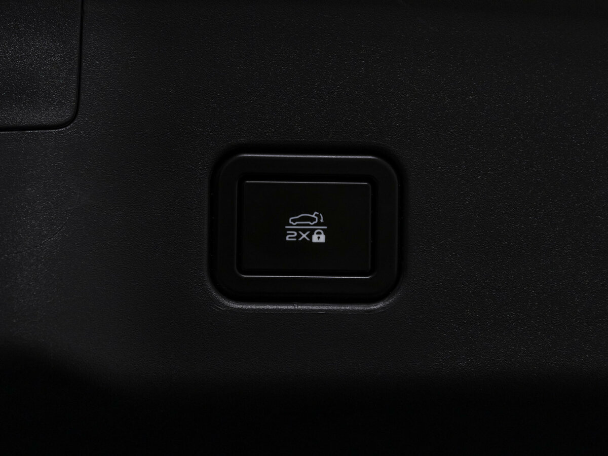 Changan UNI-V с пробегом — 2023 год. Фото: #18