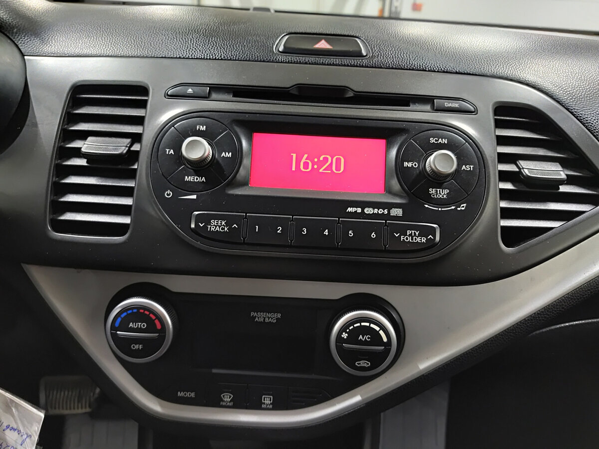 Kia Picanto с пробегом — 2012 год. Фото: #14